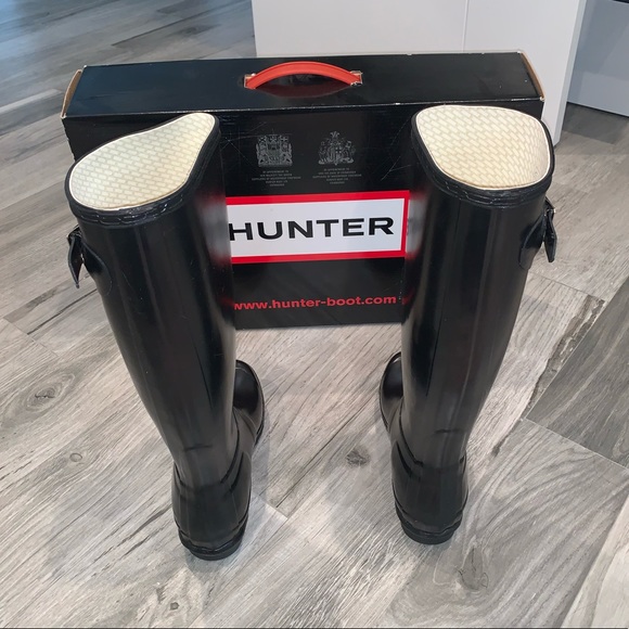 Hunter Tall Black Glossy Rainboots - Picture 4 of 6